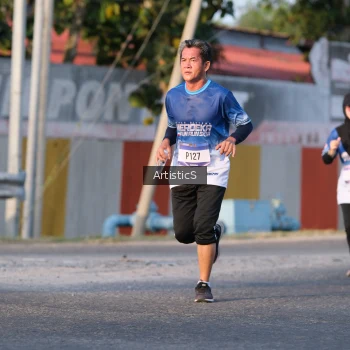 Runner Photo 3503354
