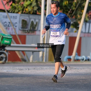 Runner Photo 3503363