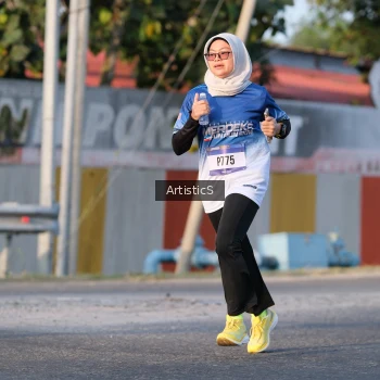 Runner Photo 3503396