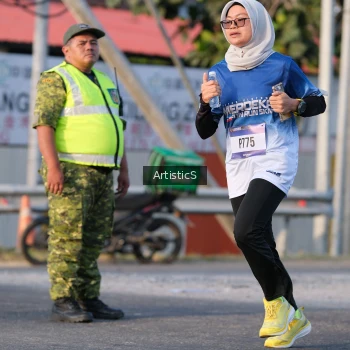 Runner Photo 3503406