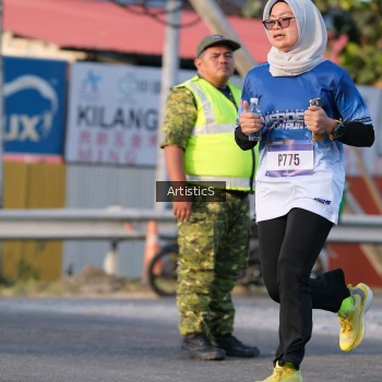Runner Photo 3503411