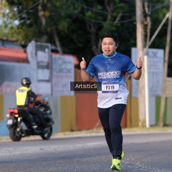 Runner Photo 3503421