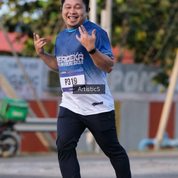 Runner Photo 3503435