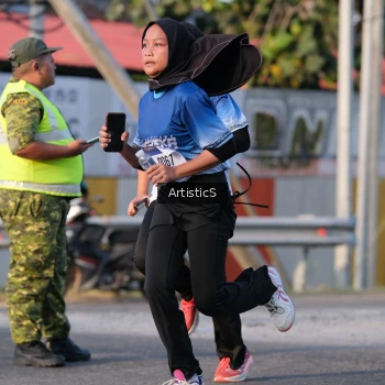 Runner Photo 3503453