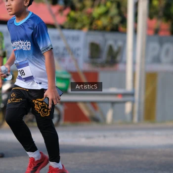 Runner Photo 3503474