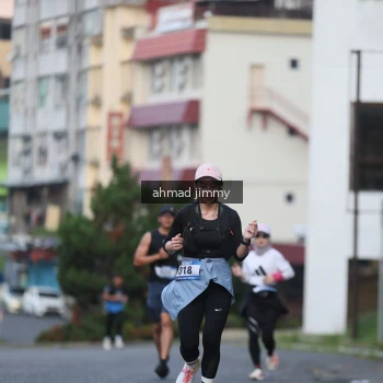 Runner Photo 3503501