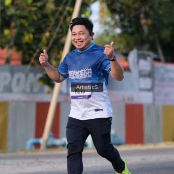 Runner Photo 3503564