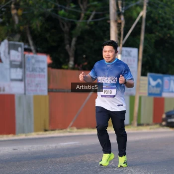 Runner Photo 3503574