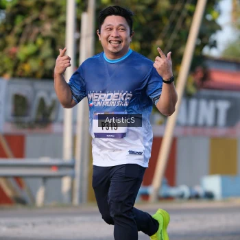 Runner Photo 3503666