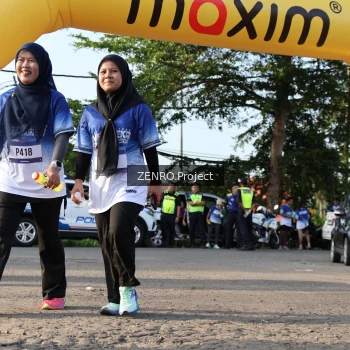 Runner Photo 3503975