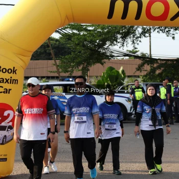 Runner Photo 3504040