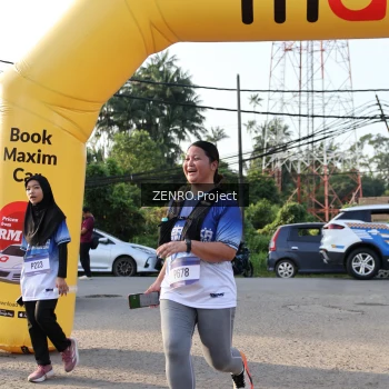 Runner Photo 3504057