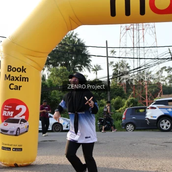 Runner Photo 3504155