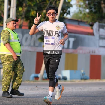 Runner Photo 3504164