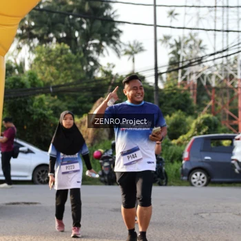 Runner Photo 3504173