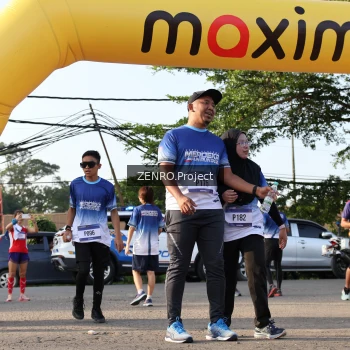 Runner Photo 3504189