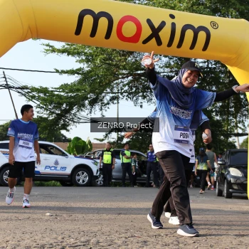 Runner Photo 3504197