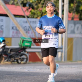 Runner Photo 3504229