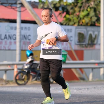 Runner Photo 3504288