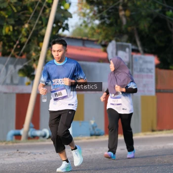 Runner Photo 3504294