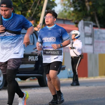 Runner Photo 3504340