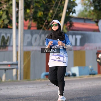 Runner Photo 3504347