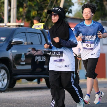 Runner Photo 3504356