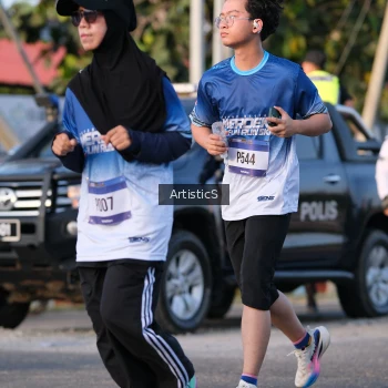 Runner Photo 3504368