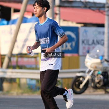 Runner Photo 3504390