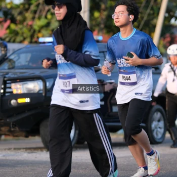Runner Photo 3504392
