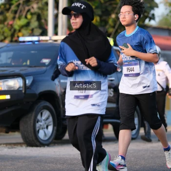 Runner Photo 3504405