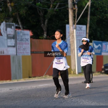 Runner Photo 3504419