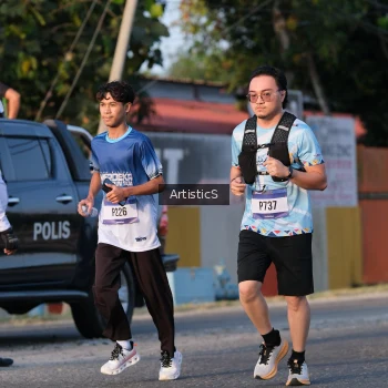 Runner Photo 3504459