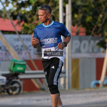 Runner Photo 3504474