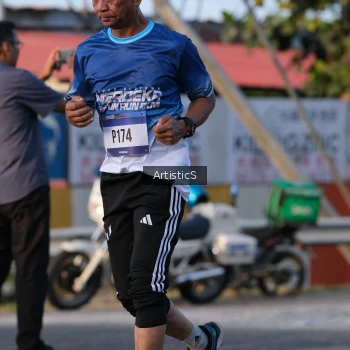 Runner Photo 3504487