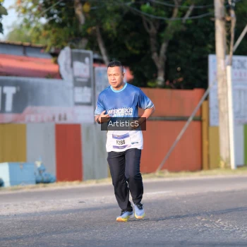 Runner Photo 3504490