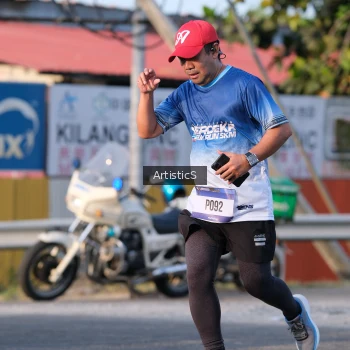Runner Photo 3504513