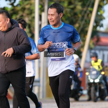 Runner Photo 3504550