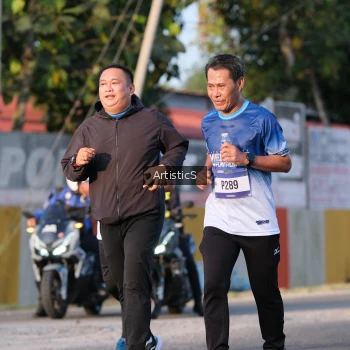 Runner Photo 3504555