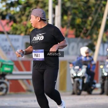 Runner Photo 3504577