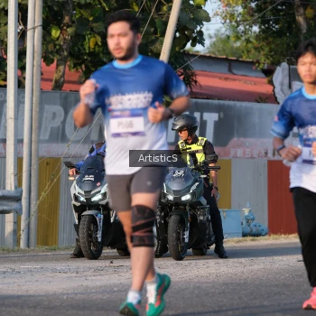 Runner Photo 3504583