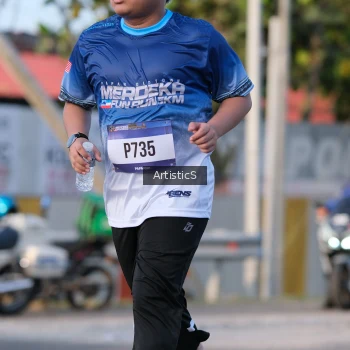 Runner Photo 3504603