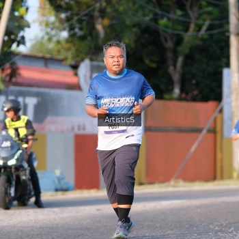 Runner Photo 3504618