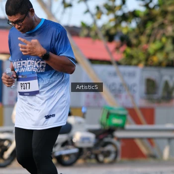Runner Photo 3504632