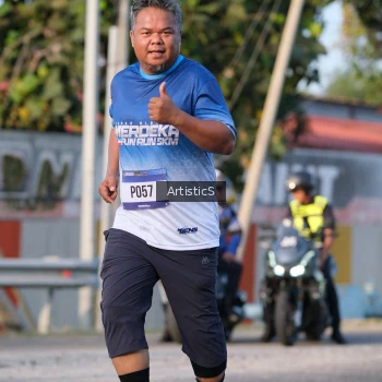 Runner Photo 3504633