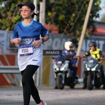 Runner Photo 3504646