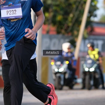 Runner Photo 3504660