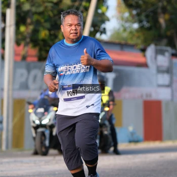 Runner Photo 3504668