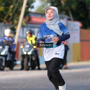 Runner Photo 3504676
