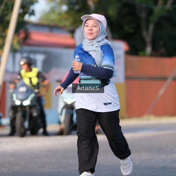 Runner Photo 3504680